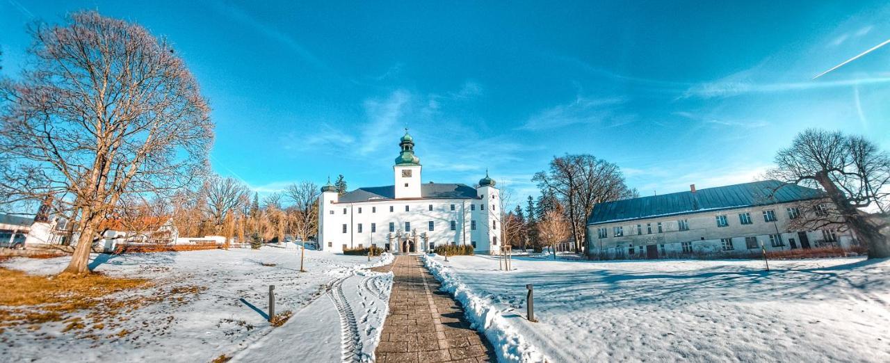 Zamek Trest Hotel Bagian luar foto