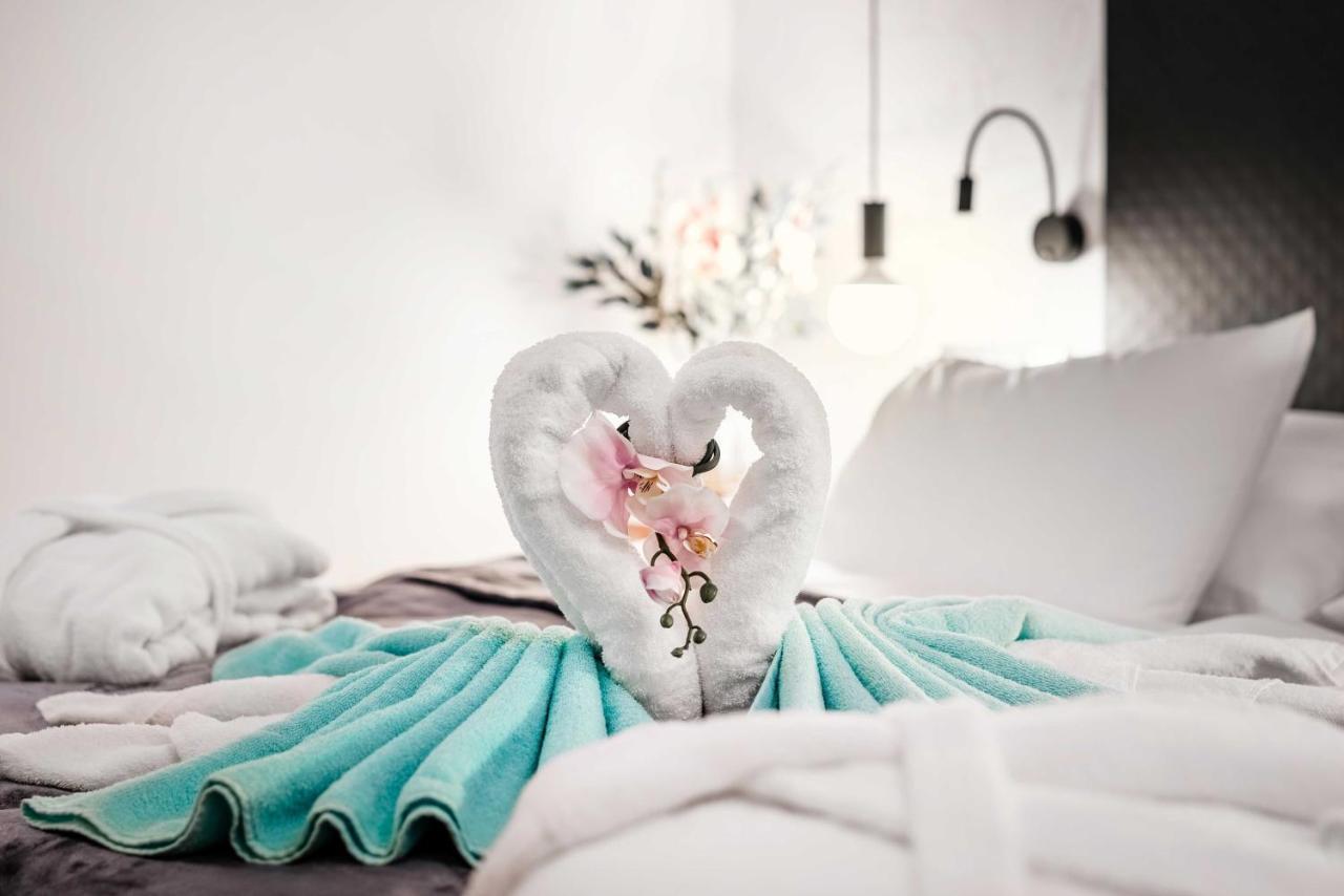 Zamek Trest Hotel Bagian luar foto