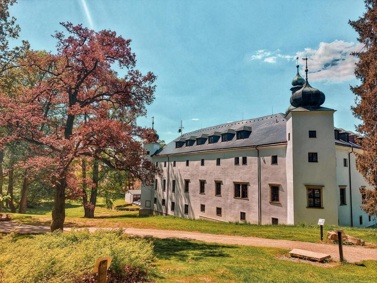 Zamek Trest Hotel Bagian luar foto