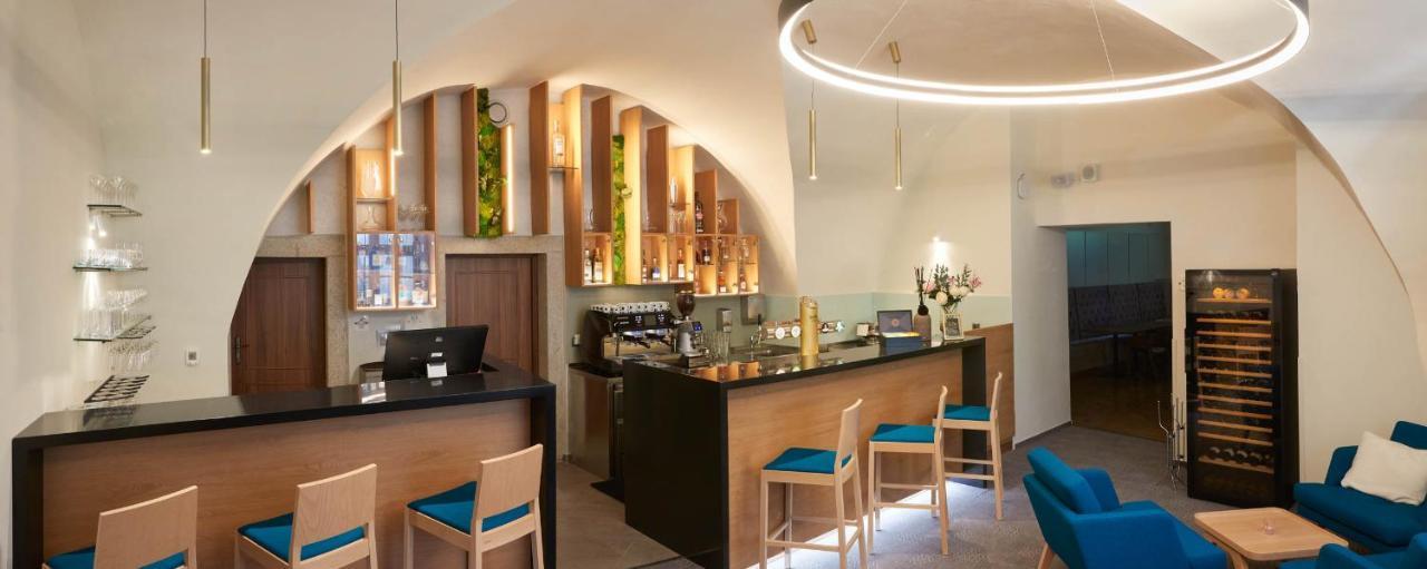 Zamek Trest Hotel Bagian luar foto